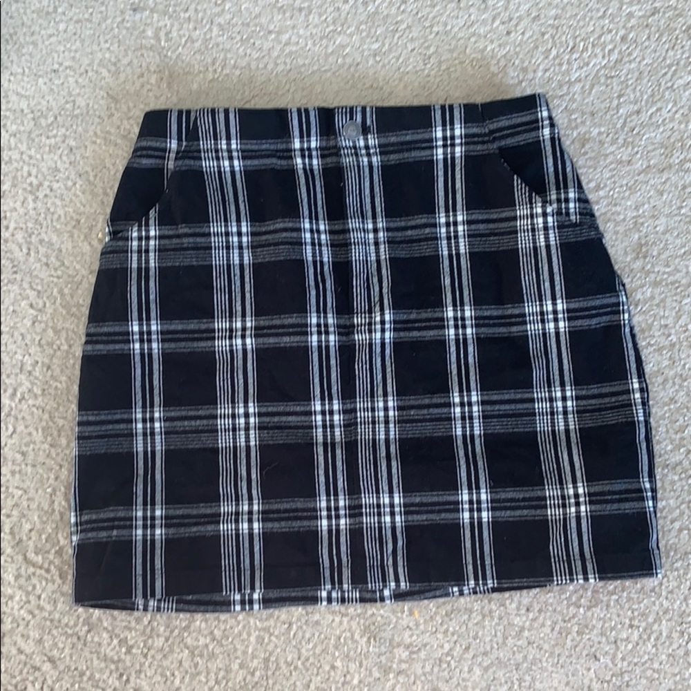 Hollister mini skirt